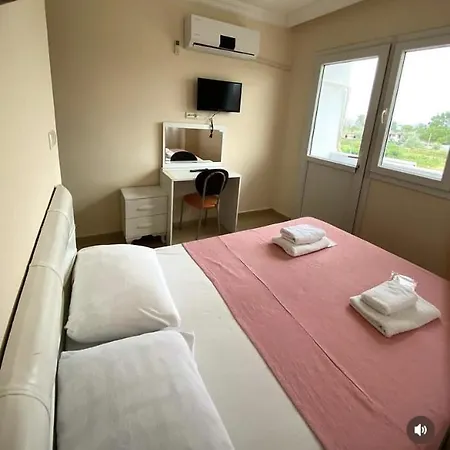 Mandarin Ξενοδοχείο *